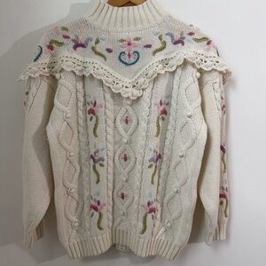 Vintage Floral Embroidered Cream Heavy Turtleneck Sweater CottageCore Medium